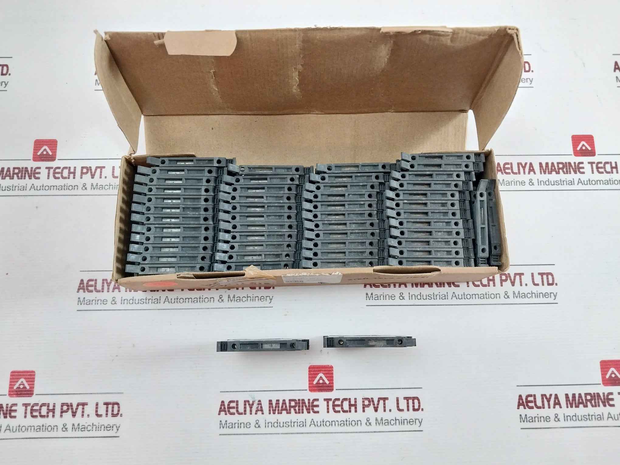 Fuse Modular Terminal Block Uk 5-hesila 250-1 Phoenix Contact (1 Box=50 Pcs)